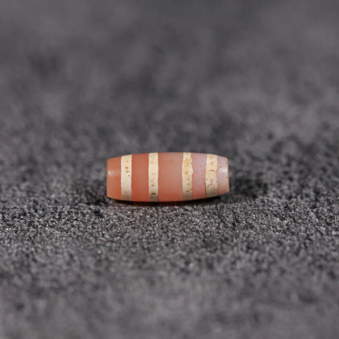 藏系精品镶蚀线珠天珠三文鱼配饰颈饰民族风百搭轻奢时尚男女佩戴