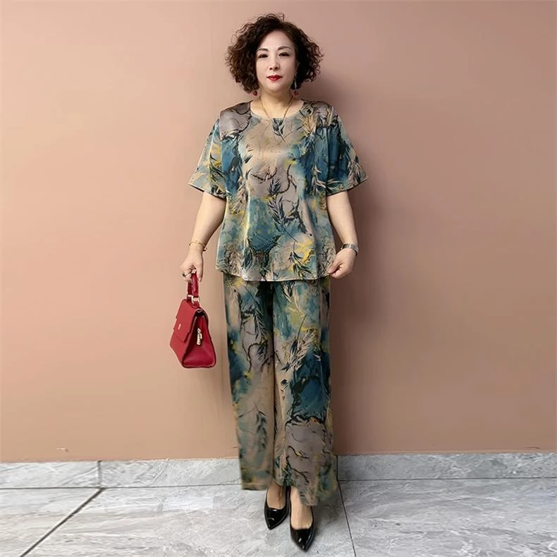 中老年妈妈装夏两件套宽松遮肉显瘦加肥加大200斤时尚套装810105