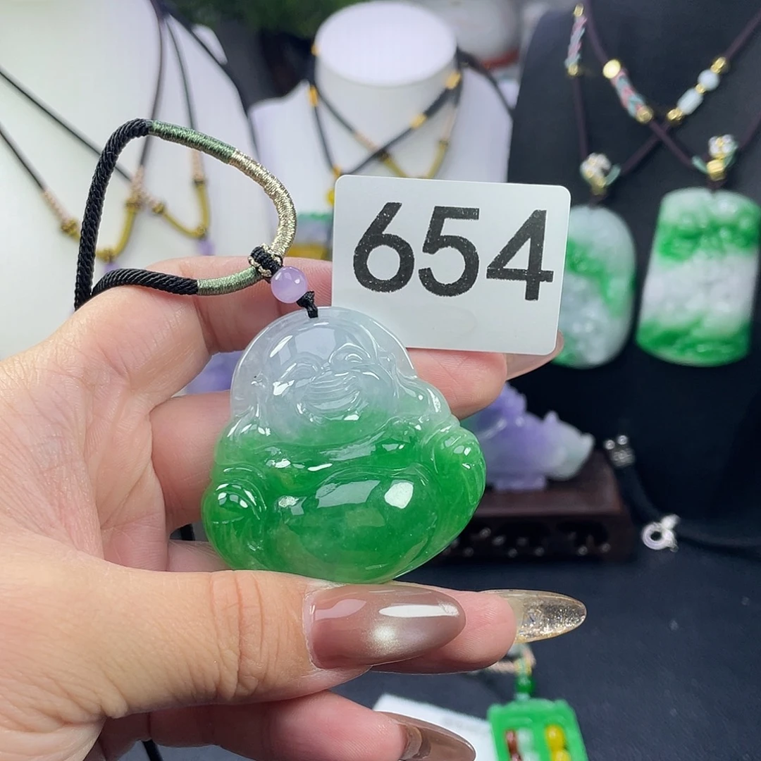 翡翠未镶嵌吊坠(赠链)