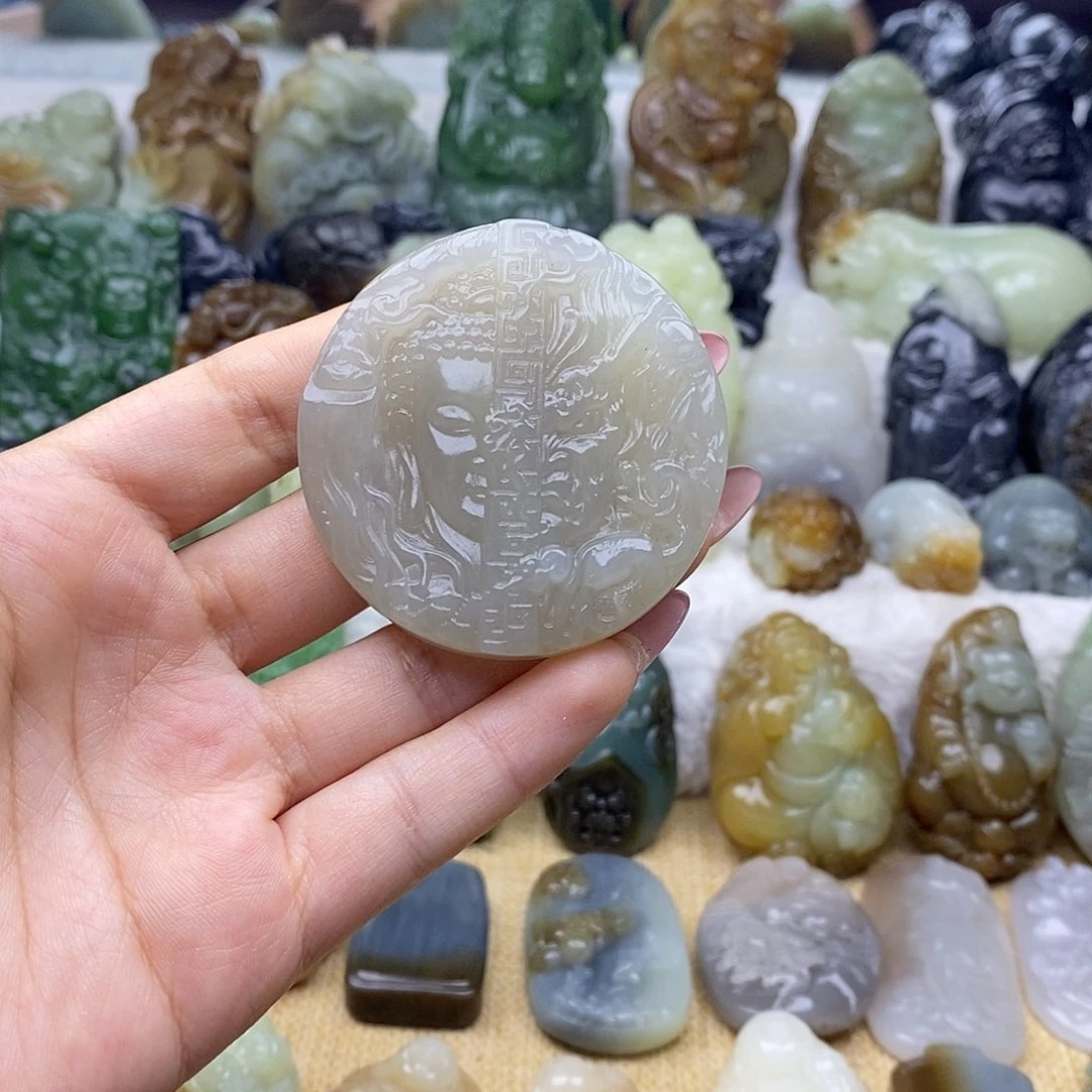 和田玉（糖玉）未镶嵌颈饰