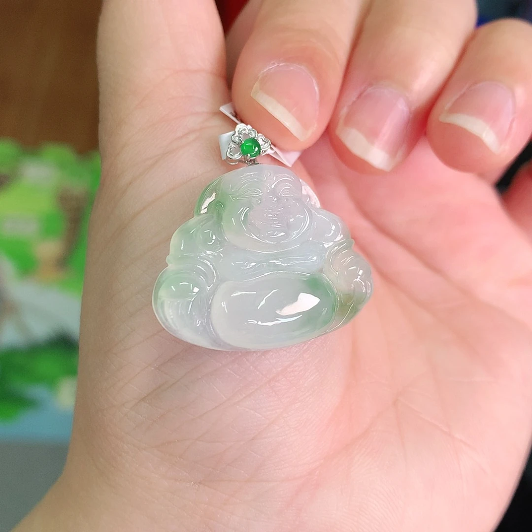 翡翠颈饰18K金镶嵌冰胶飘绿佛公22+30*6