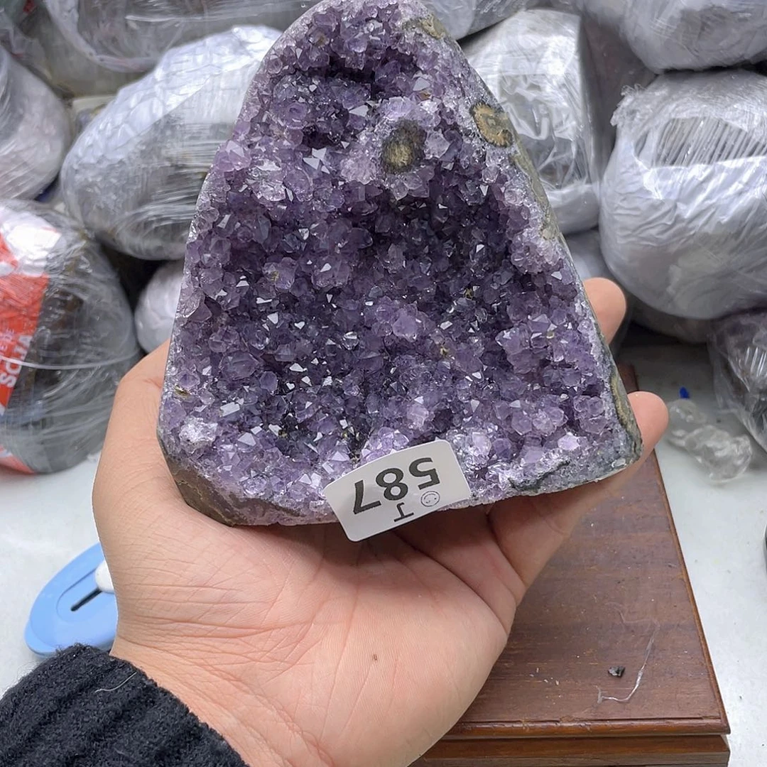紫晶大型摆件（非配饰）未镶嵌