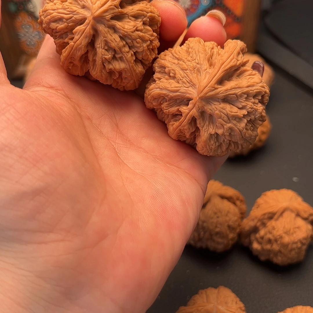 吊坠文玩核桃粗筋鹰嘴44