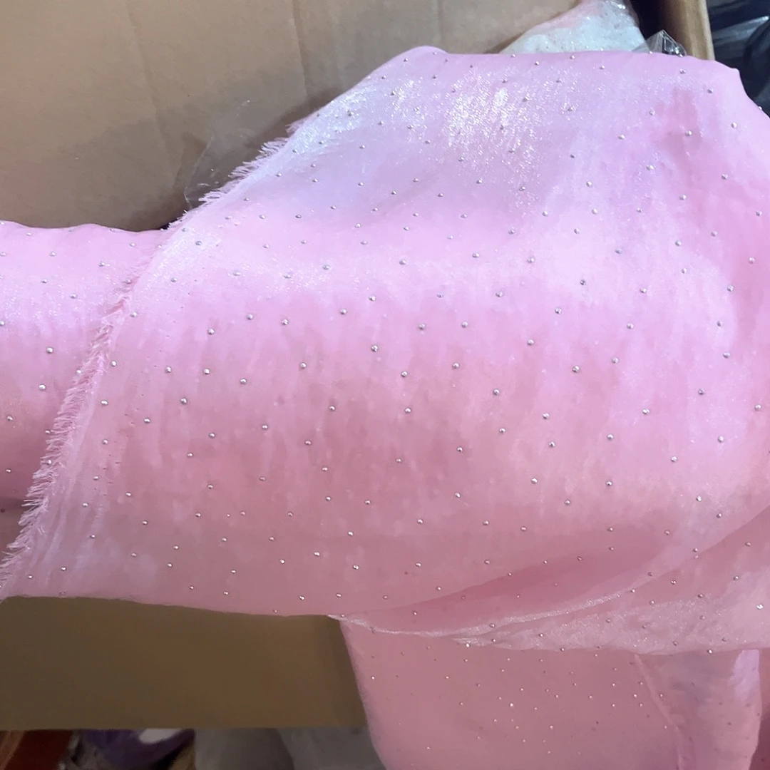 三醋酯纤维红色的