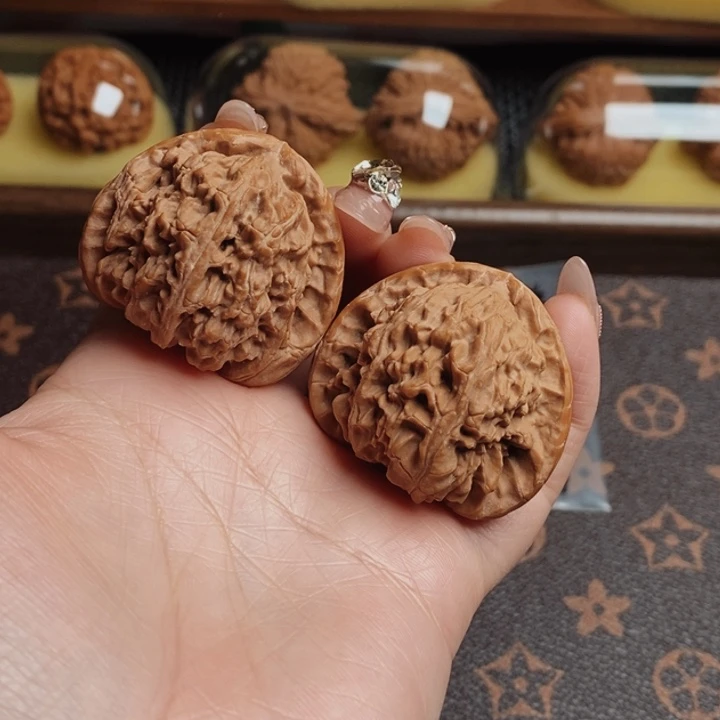 把件文玩核桃2号40三角白