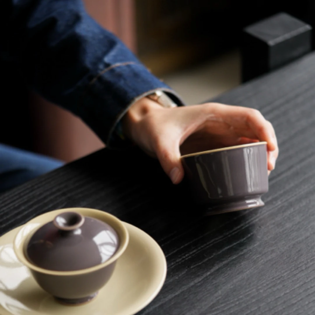 南山云泊玄天紫内刻灵芝纹融天杯小号