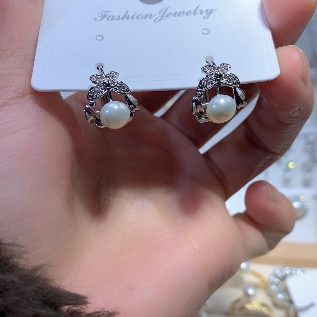 淡水珍珠耳饰未镶嵌