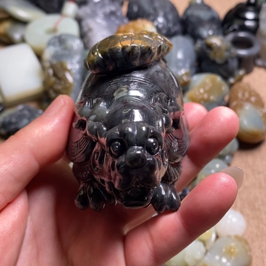 【闪购商品】和田玉摆件未镶嵌中****安