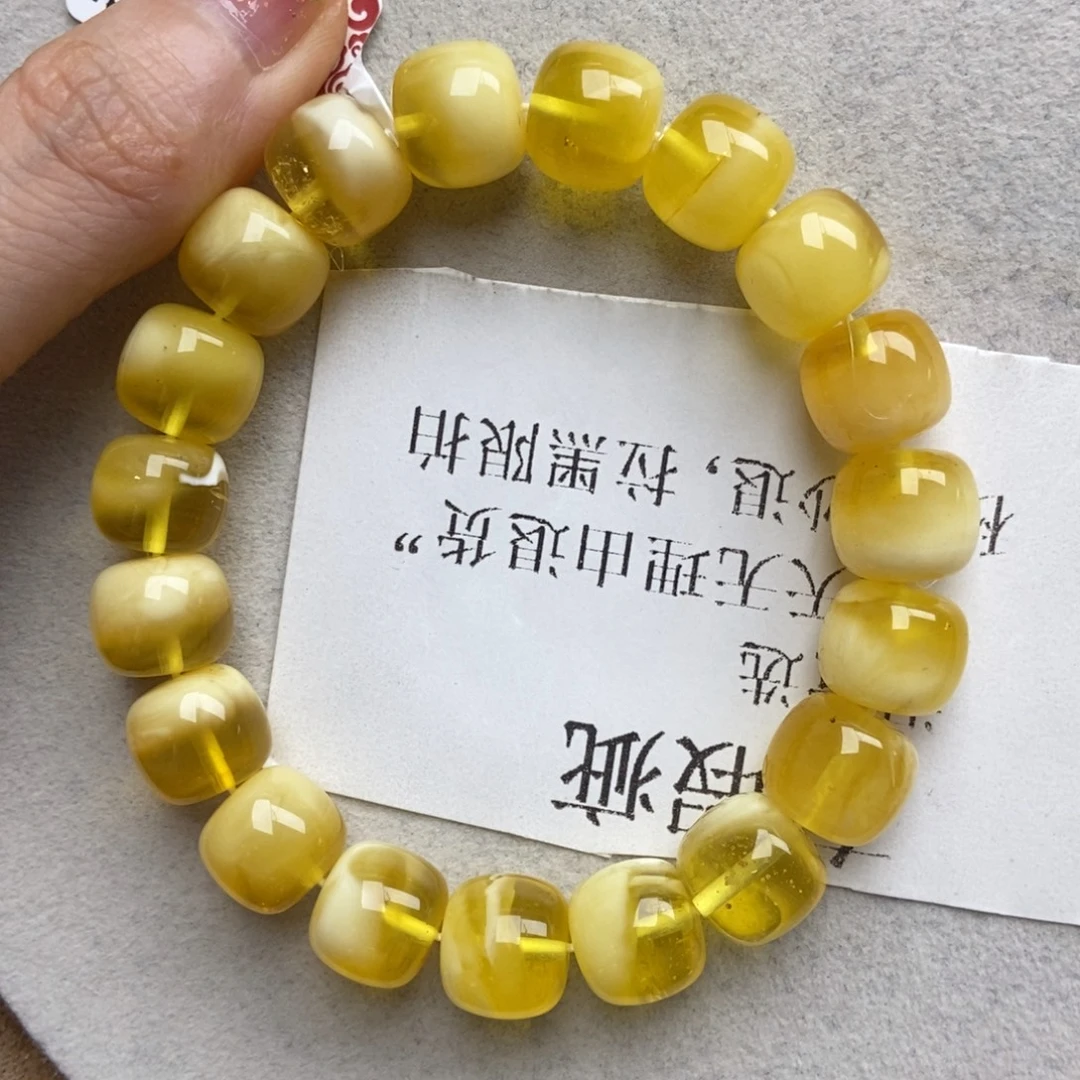 琥珀未镶嵌珠宝奇石16