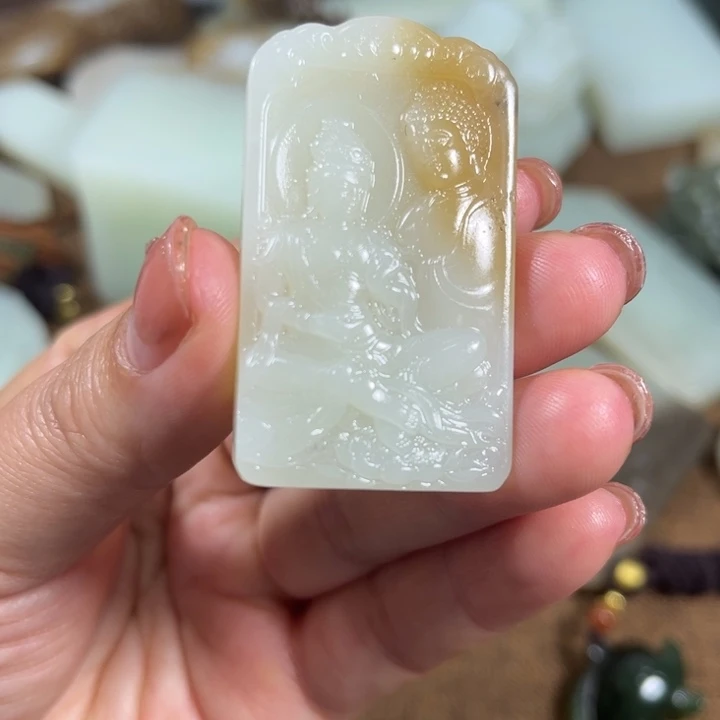 和田玉未镶嵌颈饰