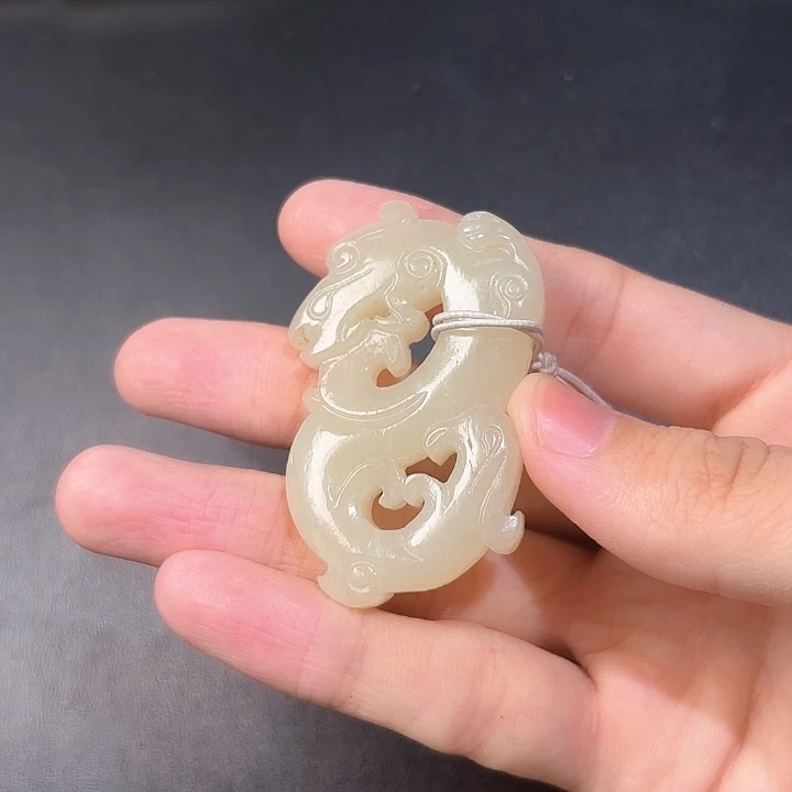 和田玉挂件未镶嵌艾*草