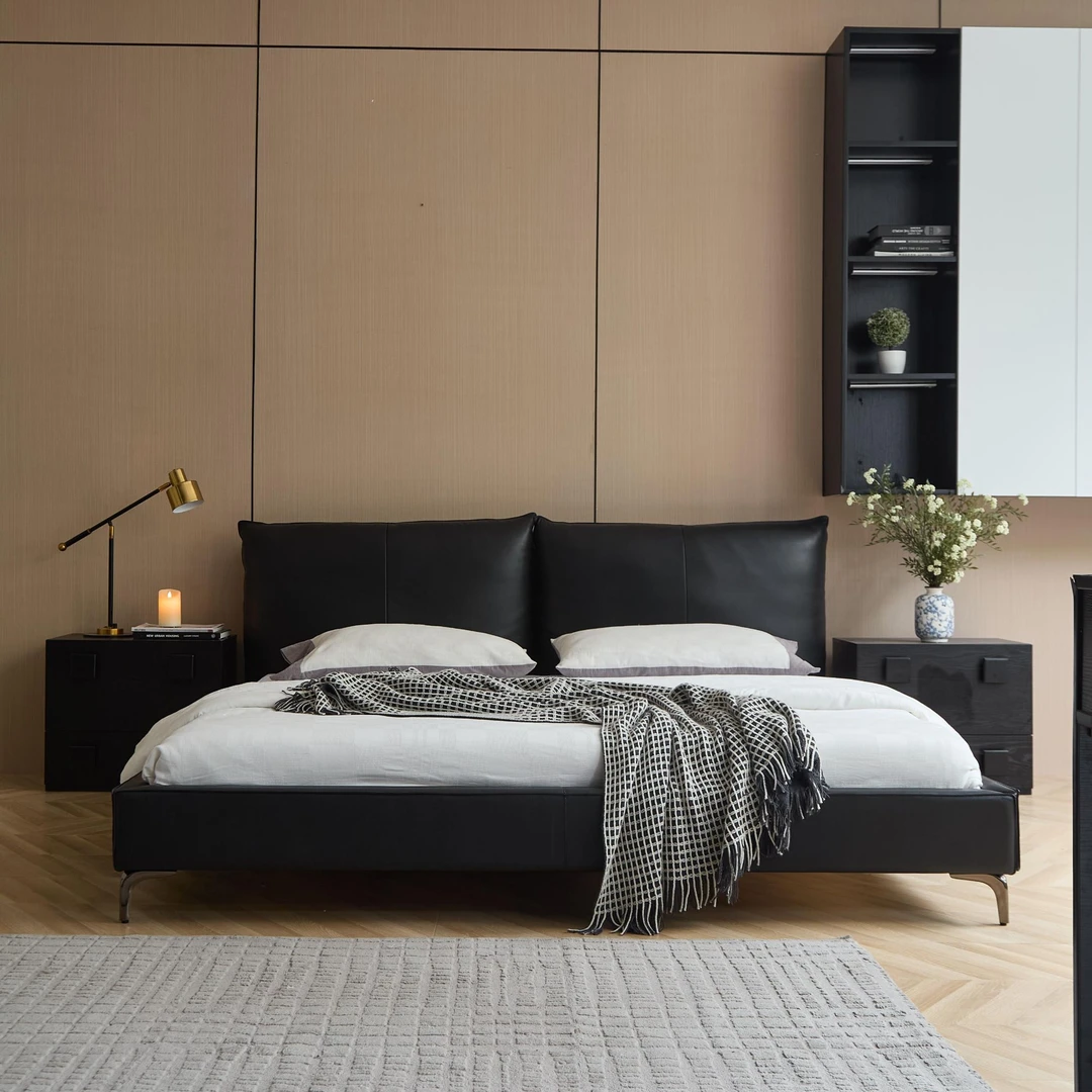 意式极简真皮床头层牛皮软包床大平层主卧别墅双人软床面包床