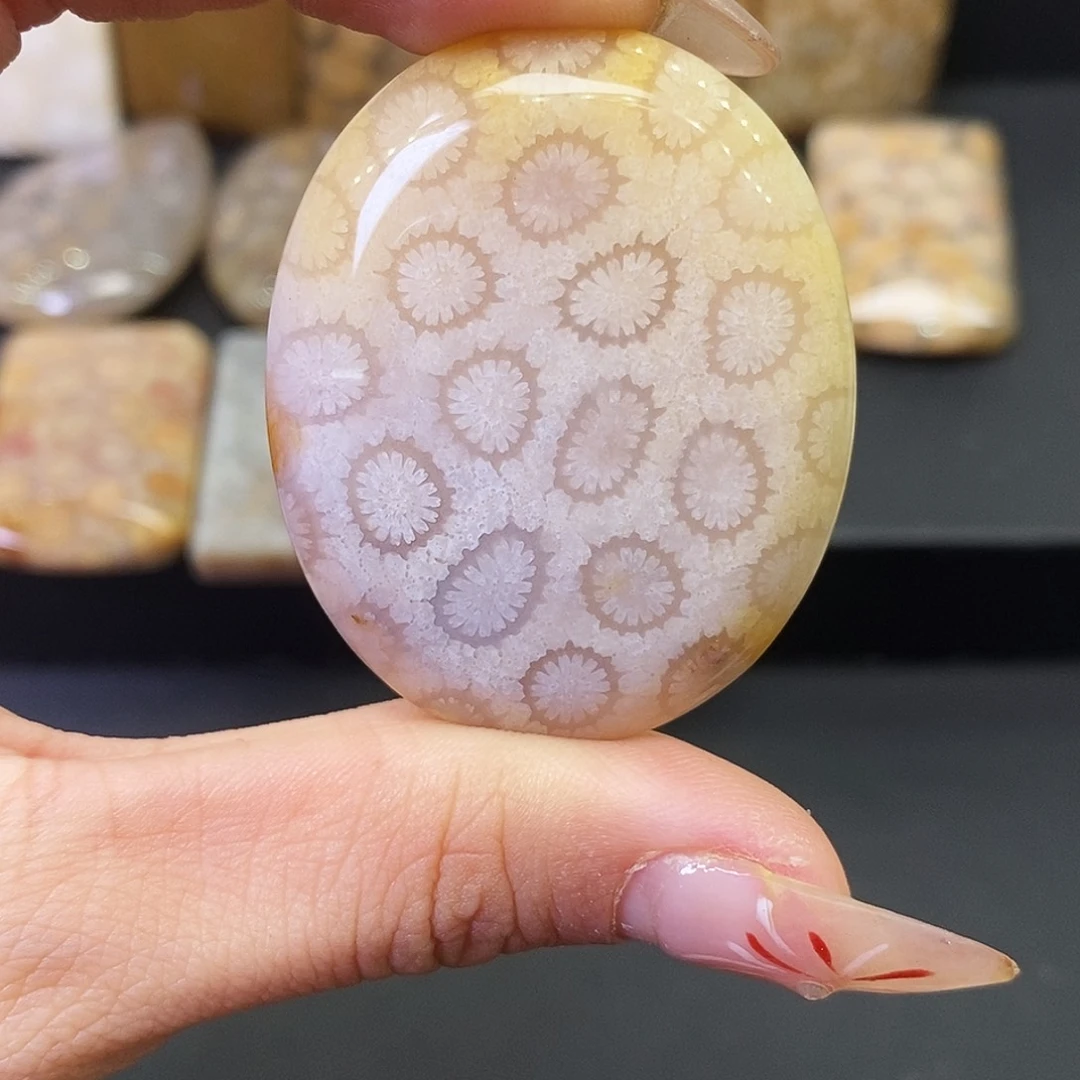 硅化玉颈饰合金敏*