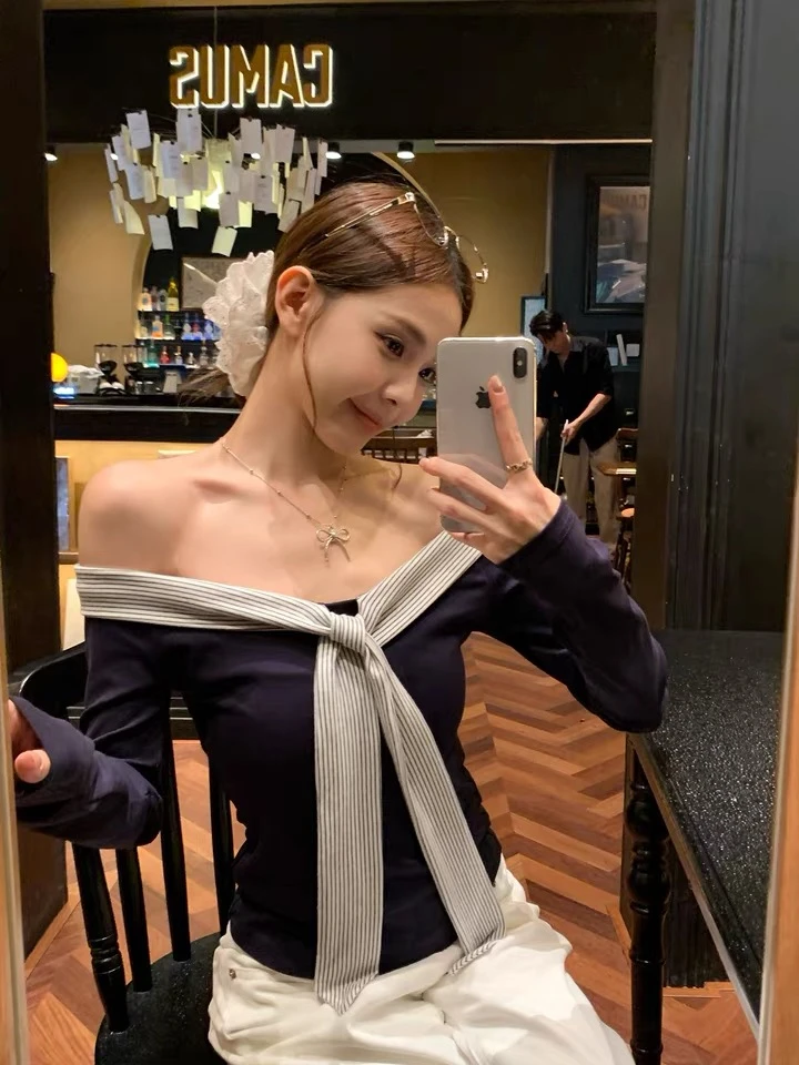 网红洋气炸街女装2025秋季新款一字肩长袖上衣气质百搭休闲裤套装