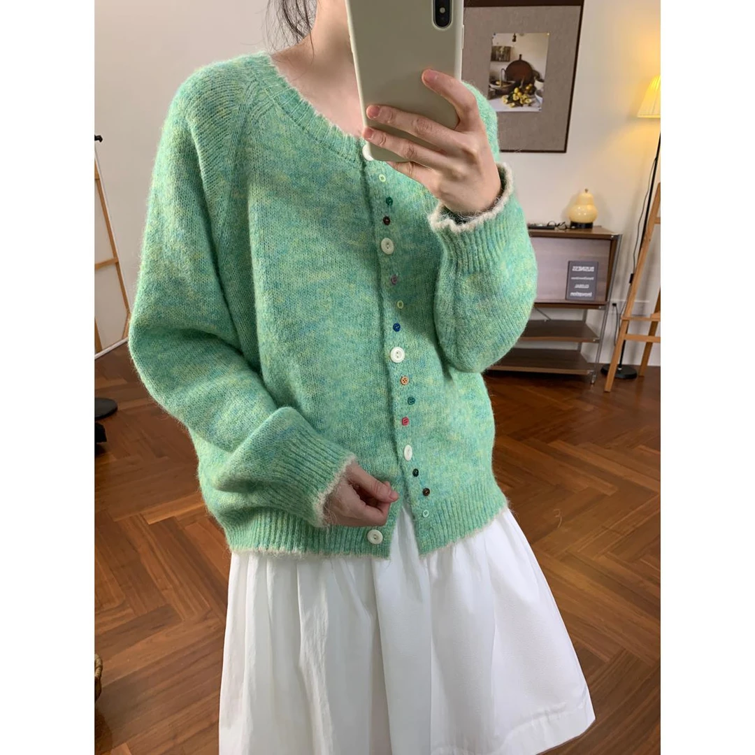 韩版彩扣撞色软糯百搭针织开衫女2025秋冬新款宽松显瘦圆领毛衣潮
