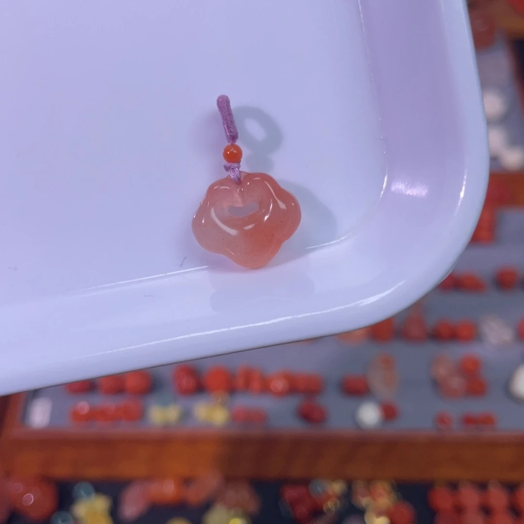 南红玛瑙未镶嵌如意锁