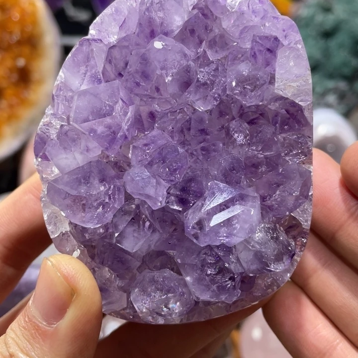 紫晶未镶嵌大型摆件（非配饰）