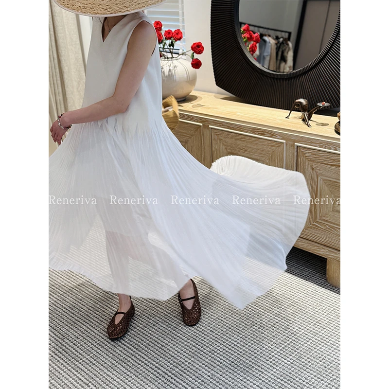 ReneRiva买手店 Riva 渐层美学雾面简线条拼纱下摆连衣裙