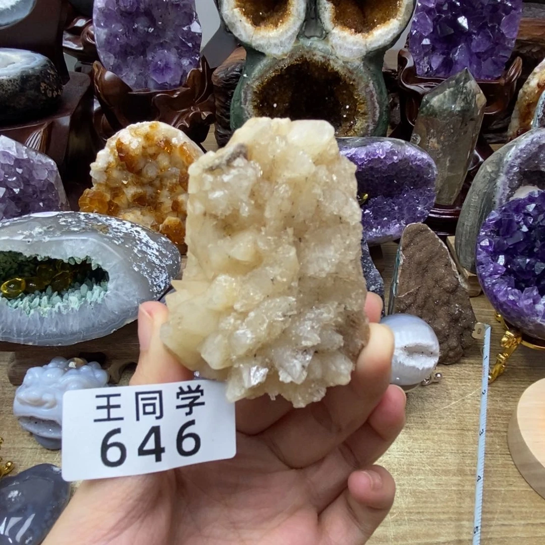 未镶嵌珠宝半成品水晶646