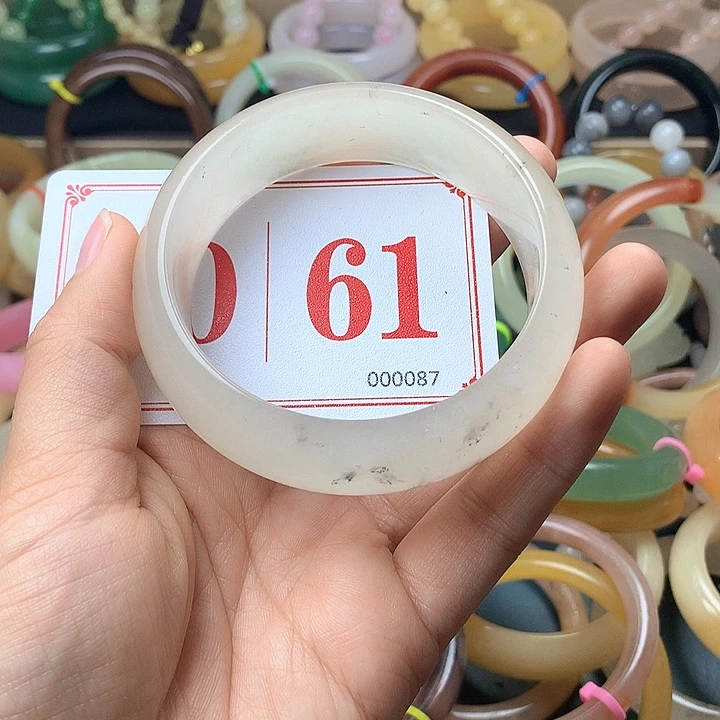 石英质玉（黄龙玉）未镶嵌手镯