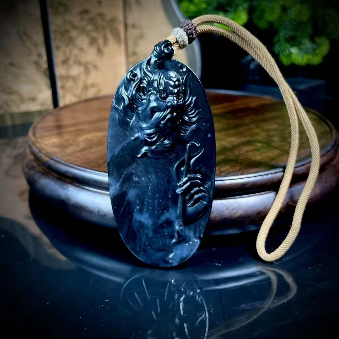 lot1564和田玉钟馗青花95.2*46.7*9.4mm/64.4g/北京世纪