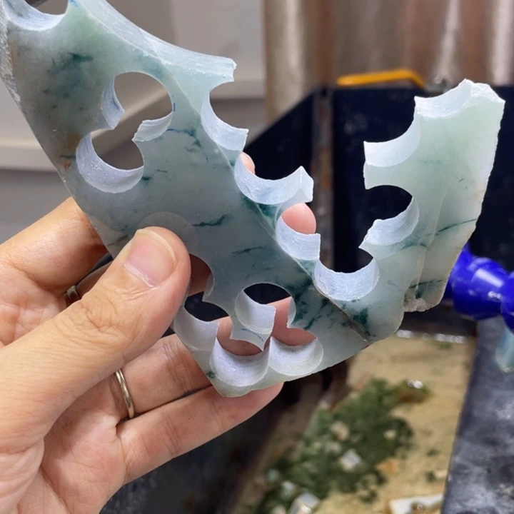 巧***厨定制翡翠未镶嵌边角料