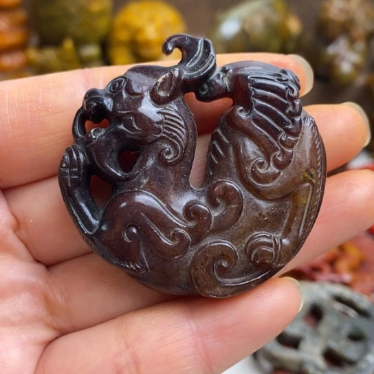 蛇纹石玉未镶嵌颈饰24