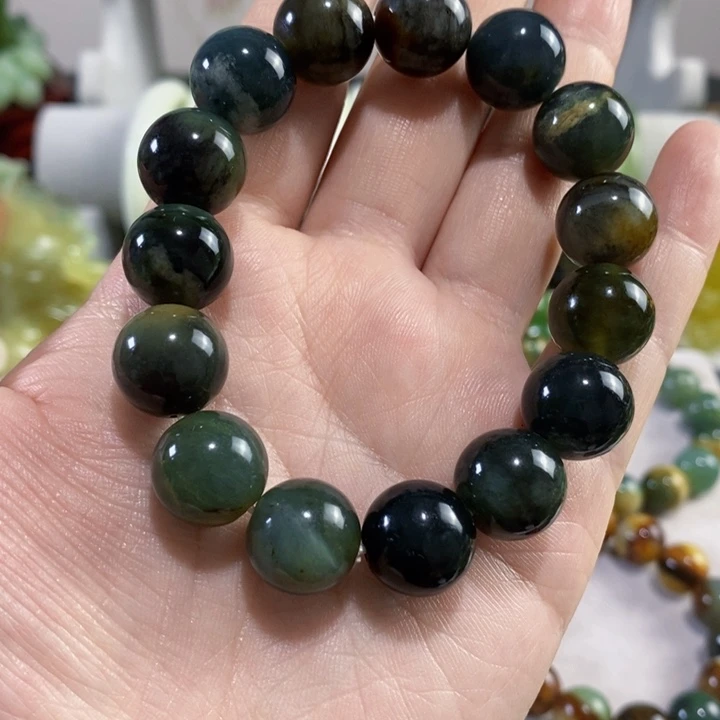 未镶嵌岫玉手串手链?