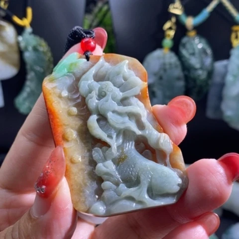 【闪购商品】颈饰未镶嵌翡翠鱼