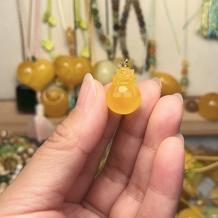 蜜蜡颈饰未镶嵌蜜蜡