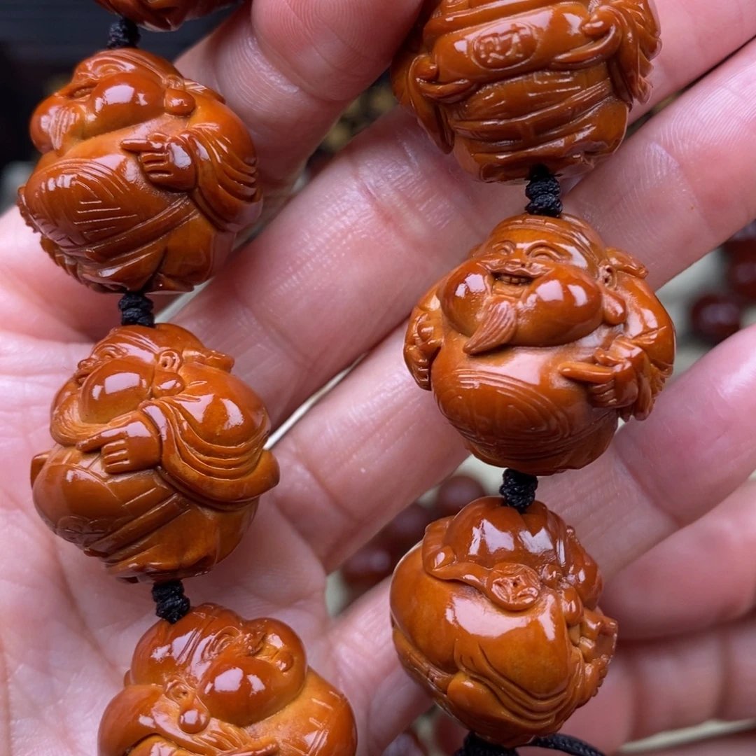 持***恒橄榄核吊坠八宝财神