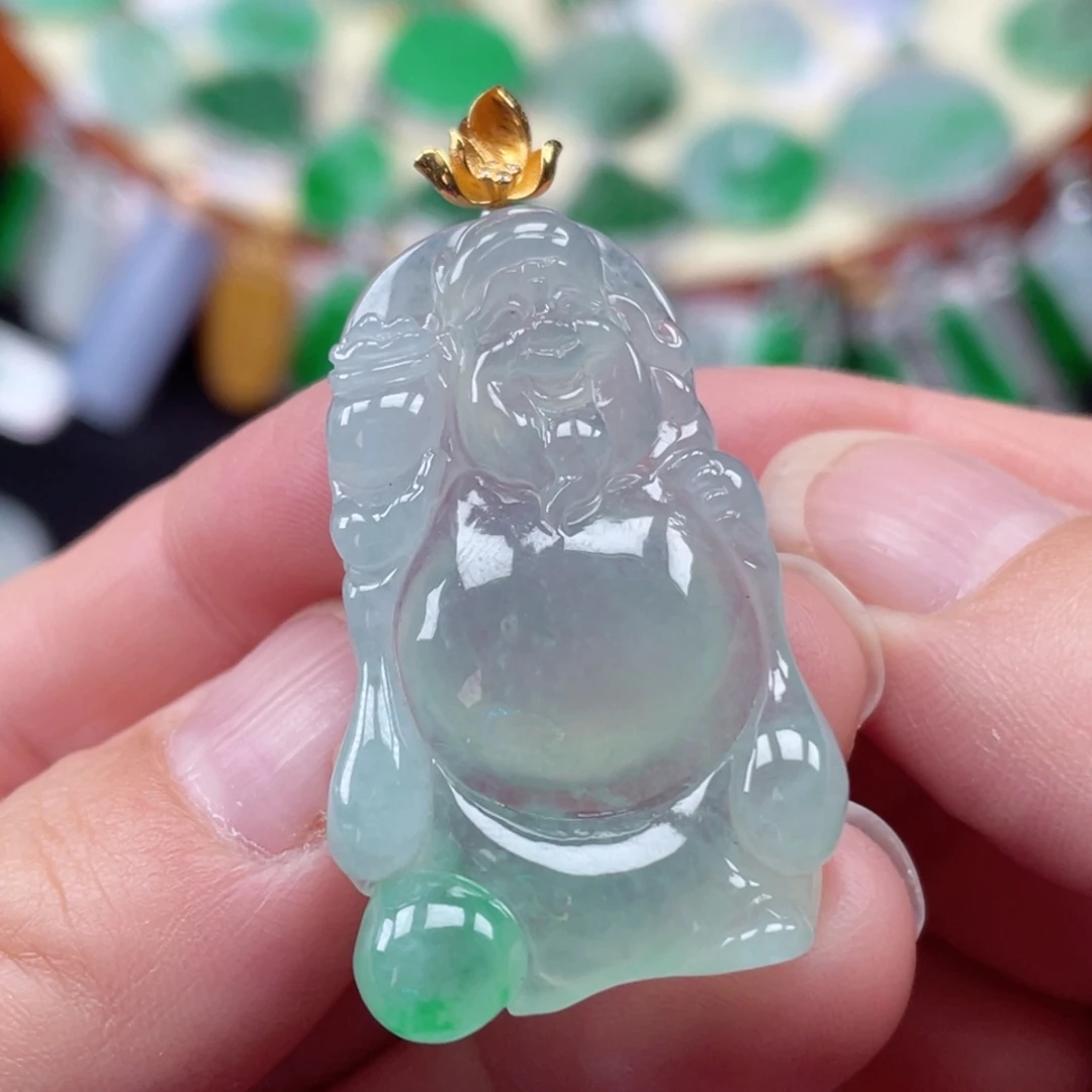 颈饰18K金镶嵌翡翠财神爷