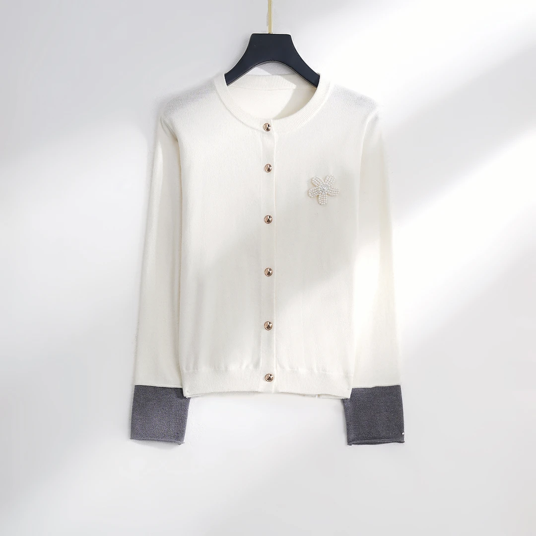 【春季上新】C8533白色韩版休闲法式简约时尚圆领气质V领针织开衫