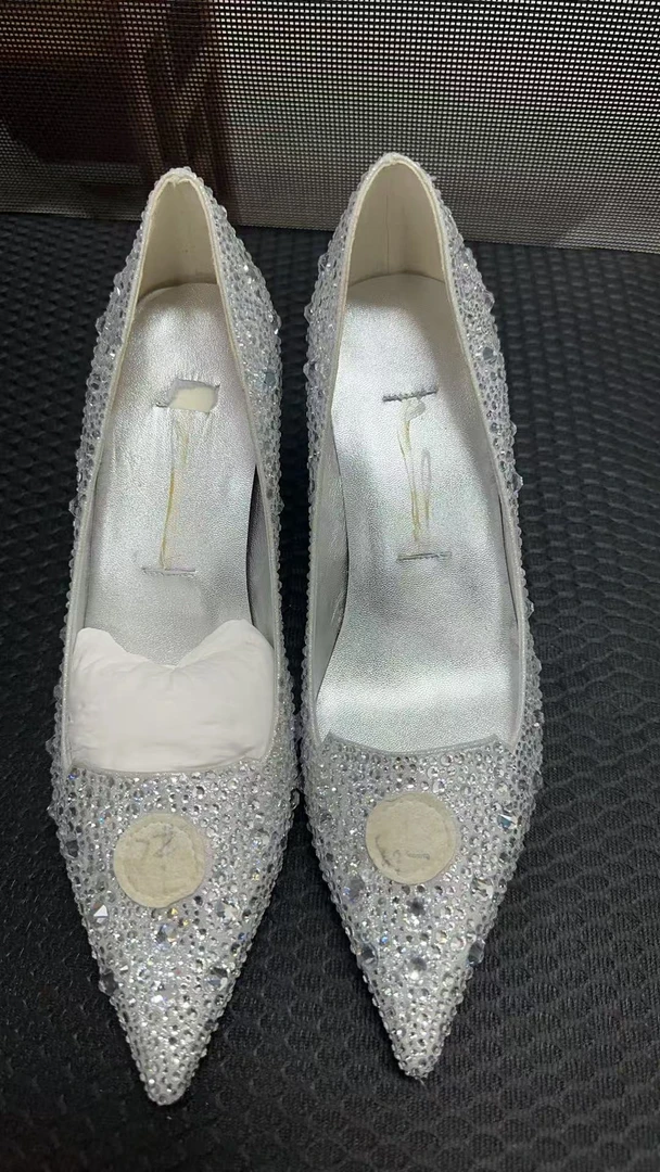 高跟鞋（691-720）公主时尚休闲女士细跟金色银色尖头