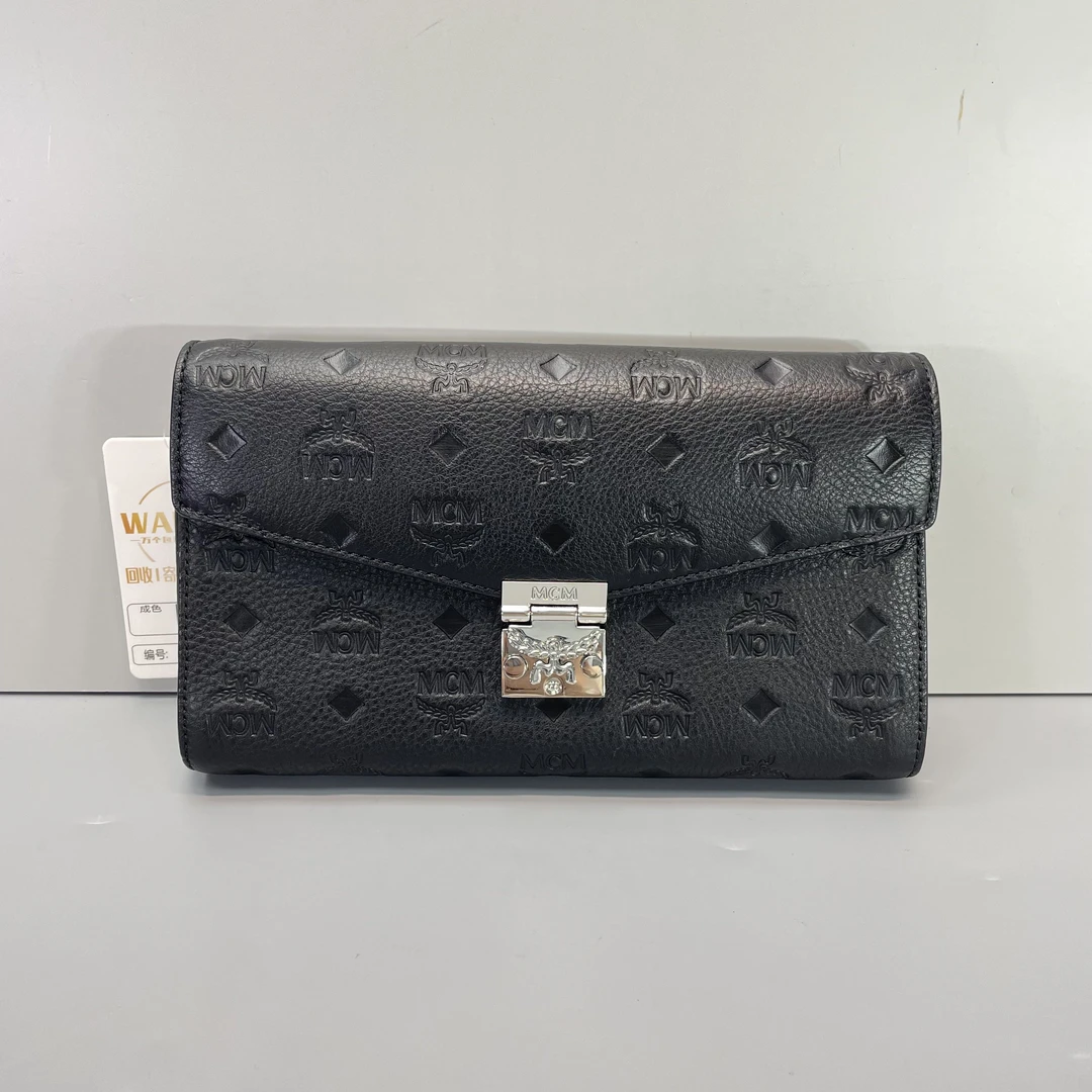 99新 MCM 媚姐/mcm黑色链条包23x14x4cmG030702
