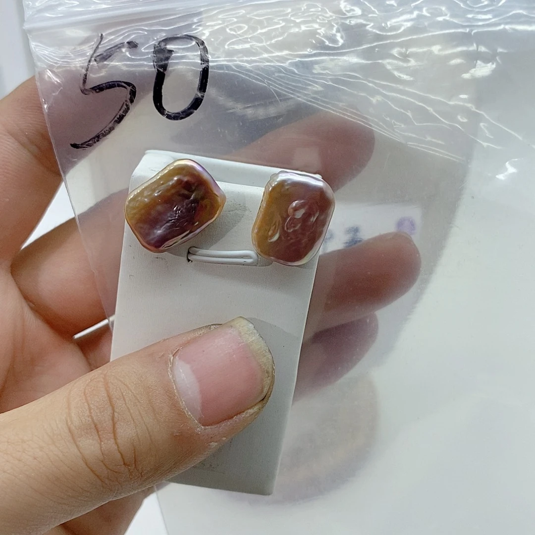 淡水珍珠颈饰合金