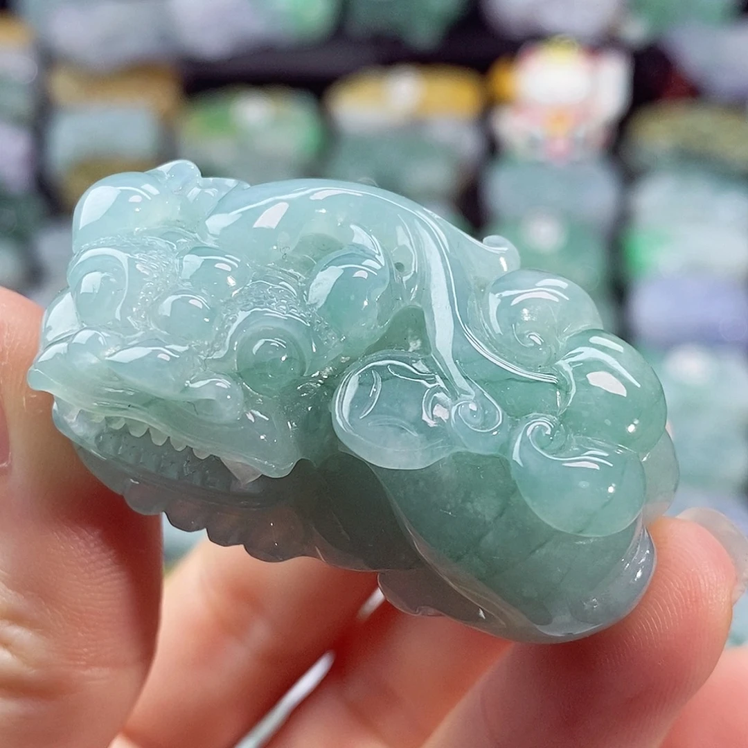 颈饰未镶嵌翡翠天然