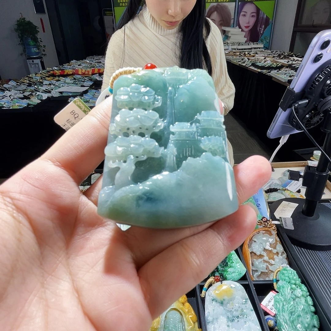 颈饰未镶嵌翡翠一