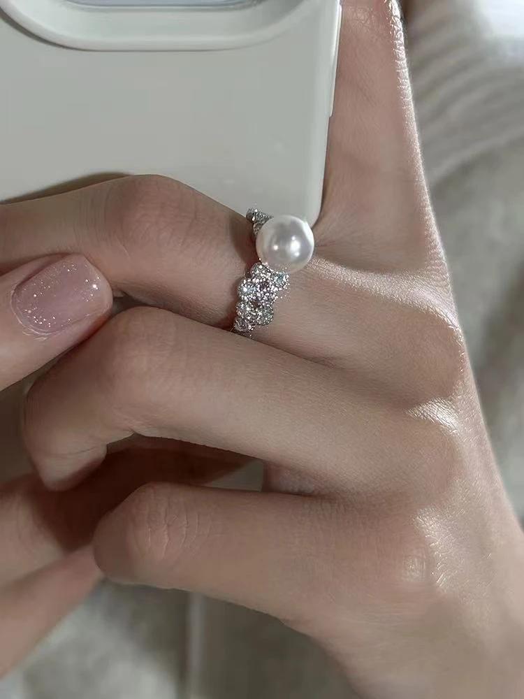 铜合金戒指 轻奢开口可调节暖白正圆戒指高级感气质