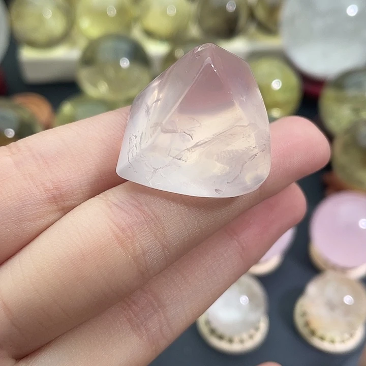 珠宝半成品未镶嵌水晶10