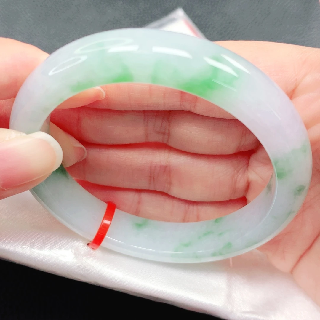 翡翠未镶嵌手镯56圈