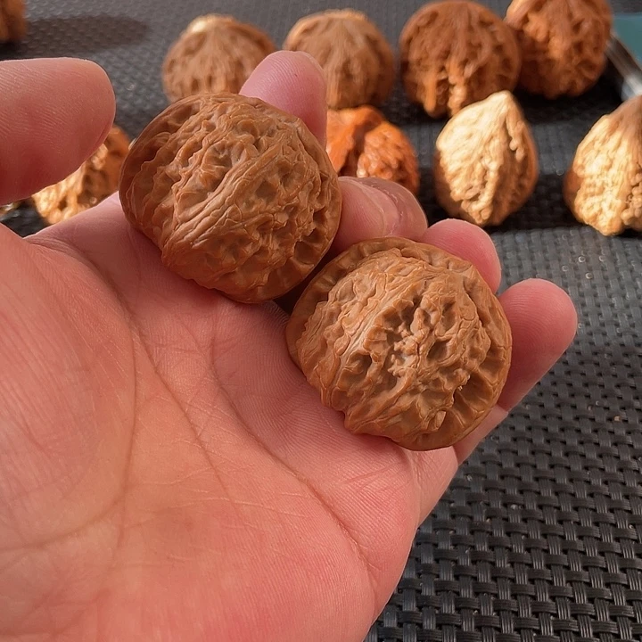 把件文玩核桃球白40