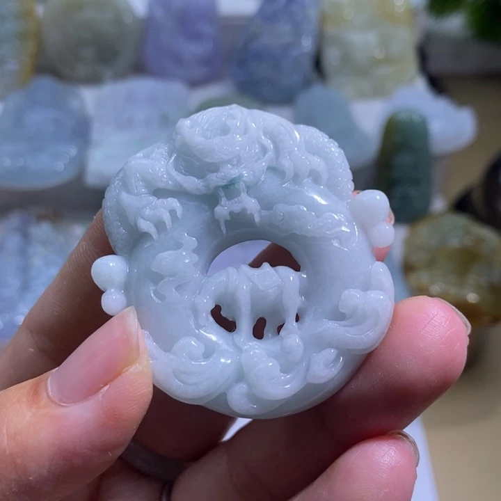 【闪购商品】颈饰未镶嵌翡翠龙马