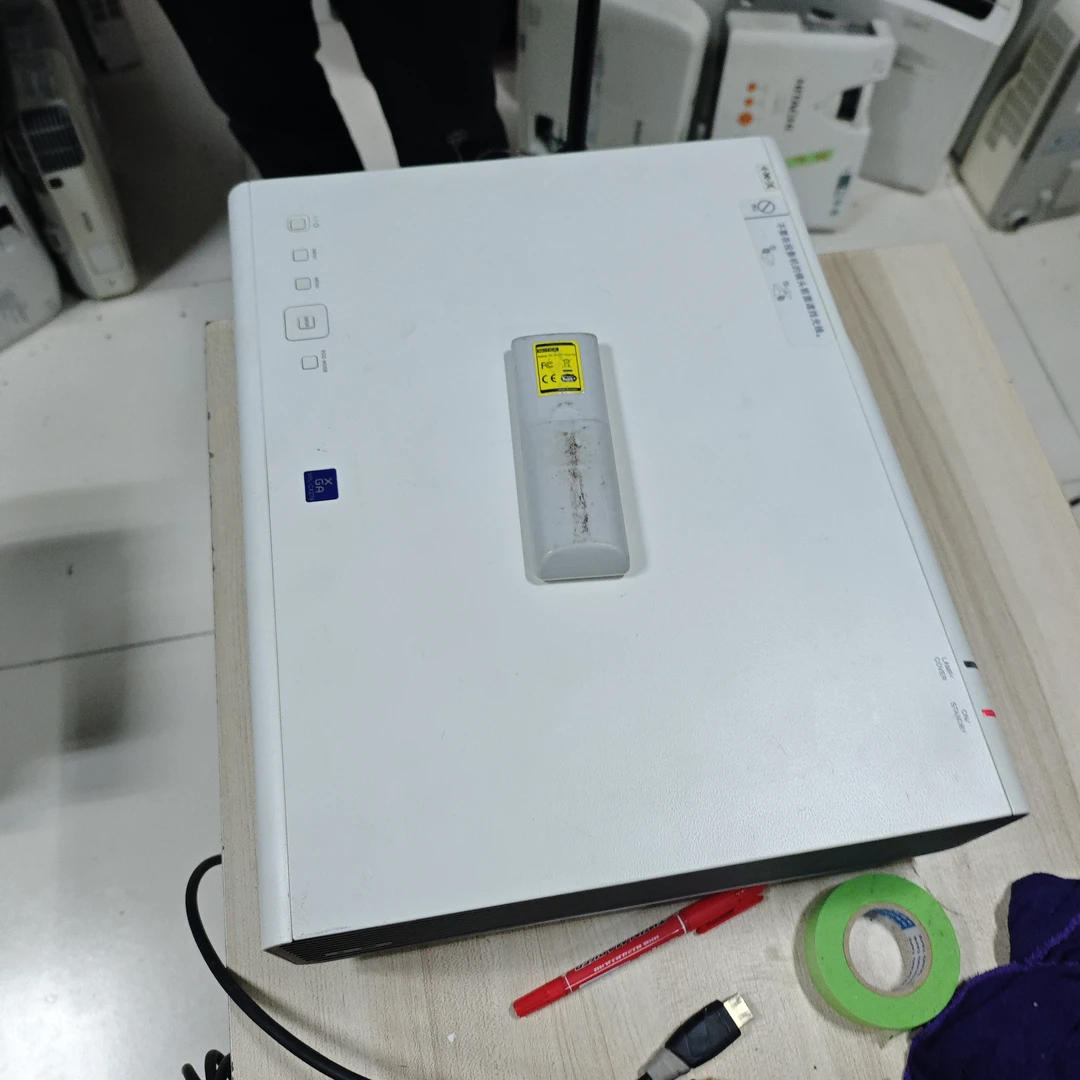 高清投影仪运费到付