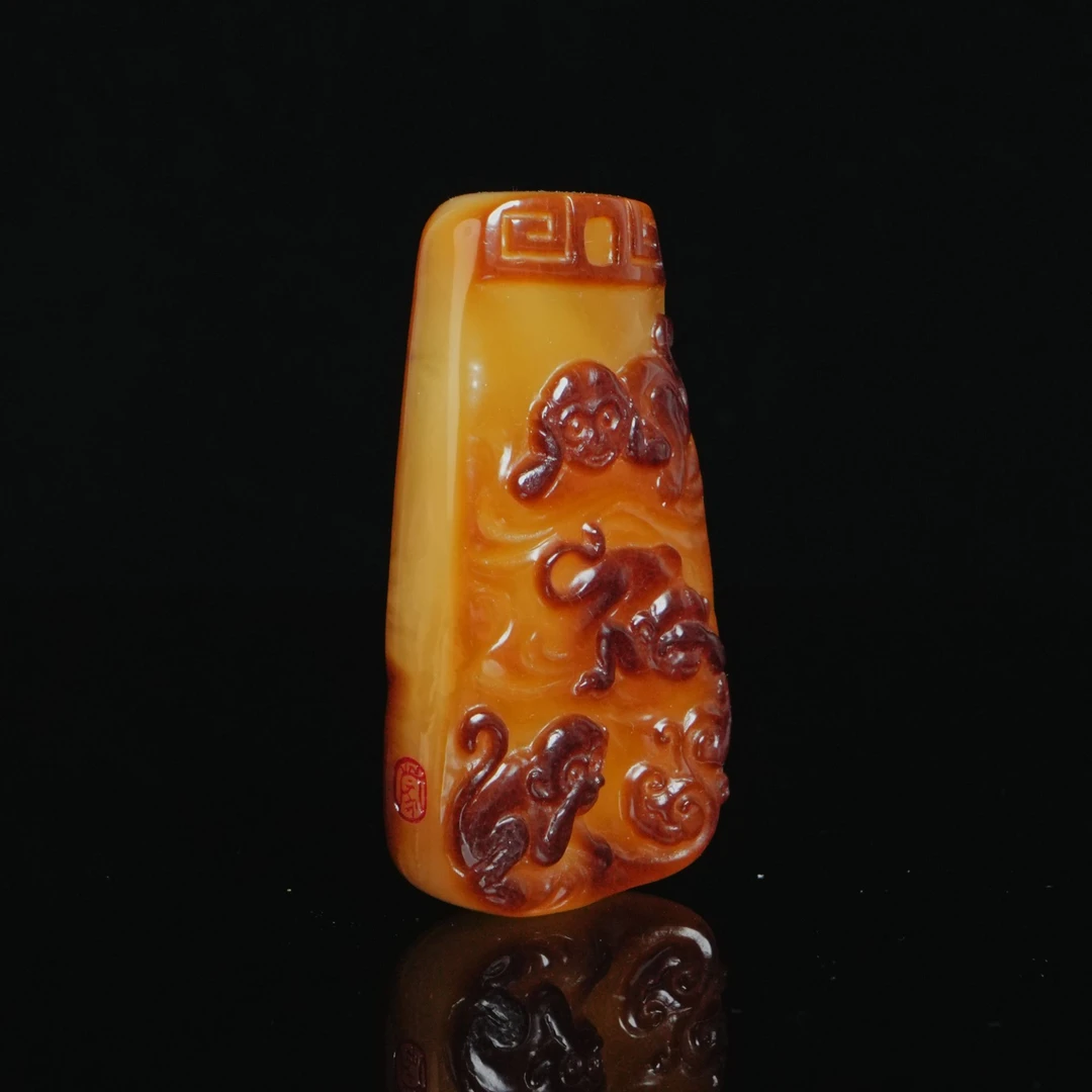 M5196 蒙万明大师三猿君方牌吊坠 29.67g