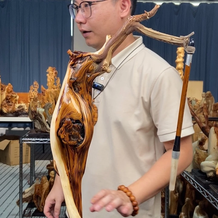 柏木（崖柏）随型摆件
