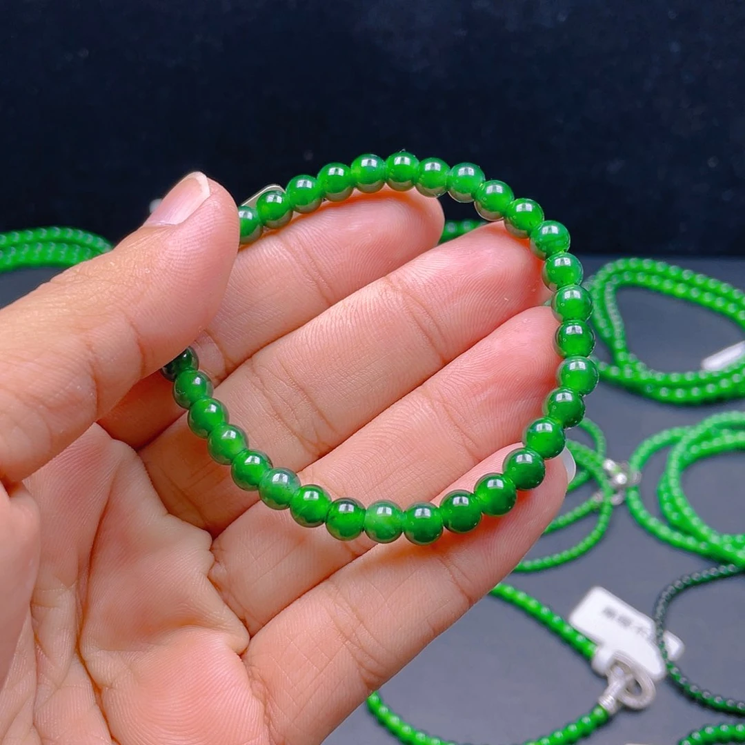 颈饰未镶嵌翡翠A货卡6