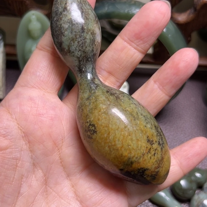岫岩河磨玉（透闪石质玉）未镶嵌颈饰