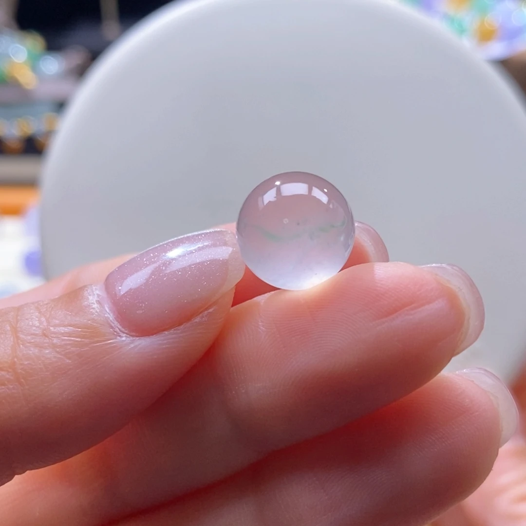 颈饰未镶嵌翡翠高冰飘金丝绿卡12.2mm