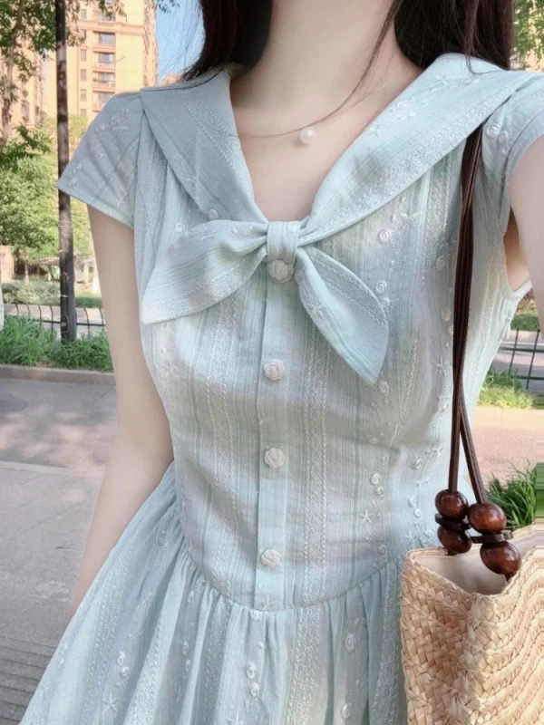 夏季绝美小裙子清冷贵气高级感大方得体独特漂亮掐腰蓝色连衣裙女